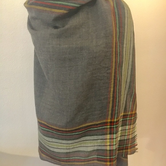 Large Scarf Banana Republic - Picture 3 of 3